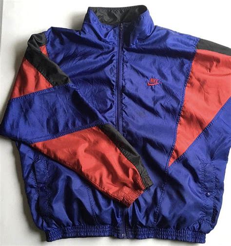 nike jacke weiss blau und rot 90er|Nike Vintage Jacke kleinanzeigen.de.